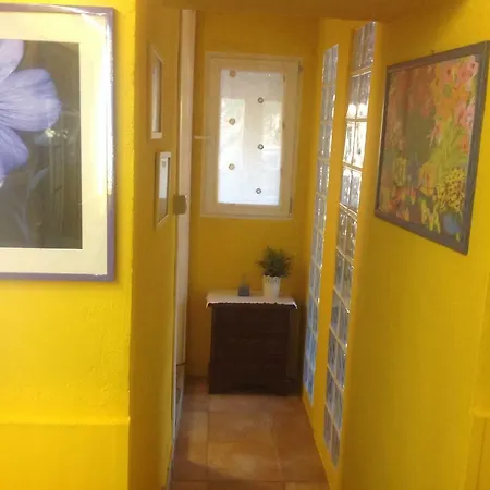 Nel House Di Rolando 아파트 *